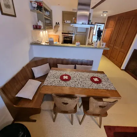 Loverbier With Pool, Location! Verbier