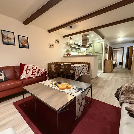 Loverbier - Pool, Parking, Location! *