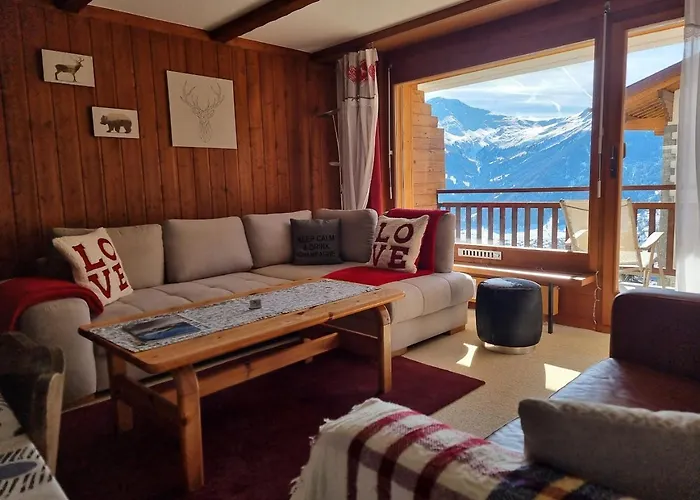 Newly Renovated Loverbier Steps From Place Appartement