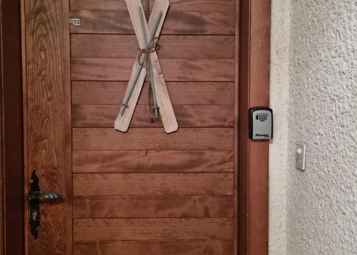 Newly Renovated Loverbier Steps From Place 公寓 *