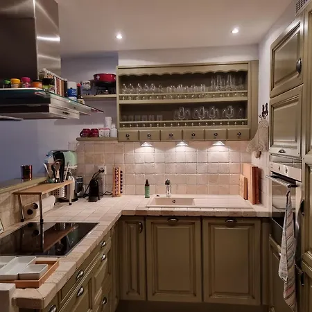 Loverbier - Pool, Parking, Location! アパート ヴェルビエール