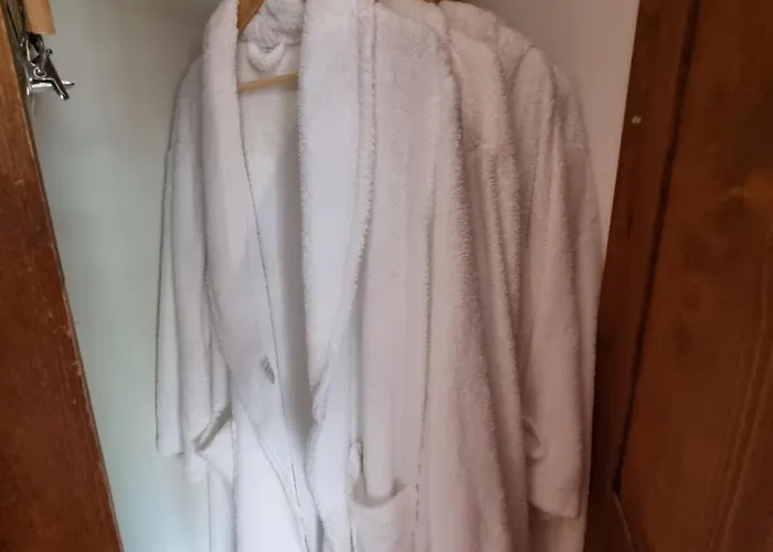 Apartment Newly Renovated Loverbier Steps From Place